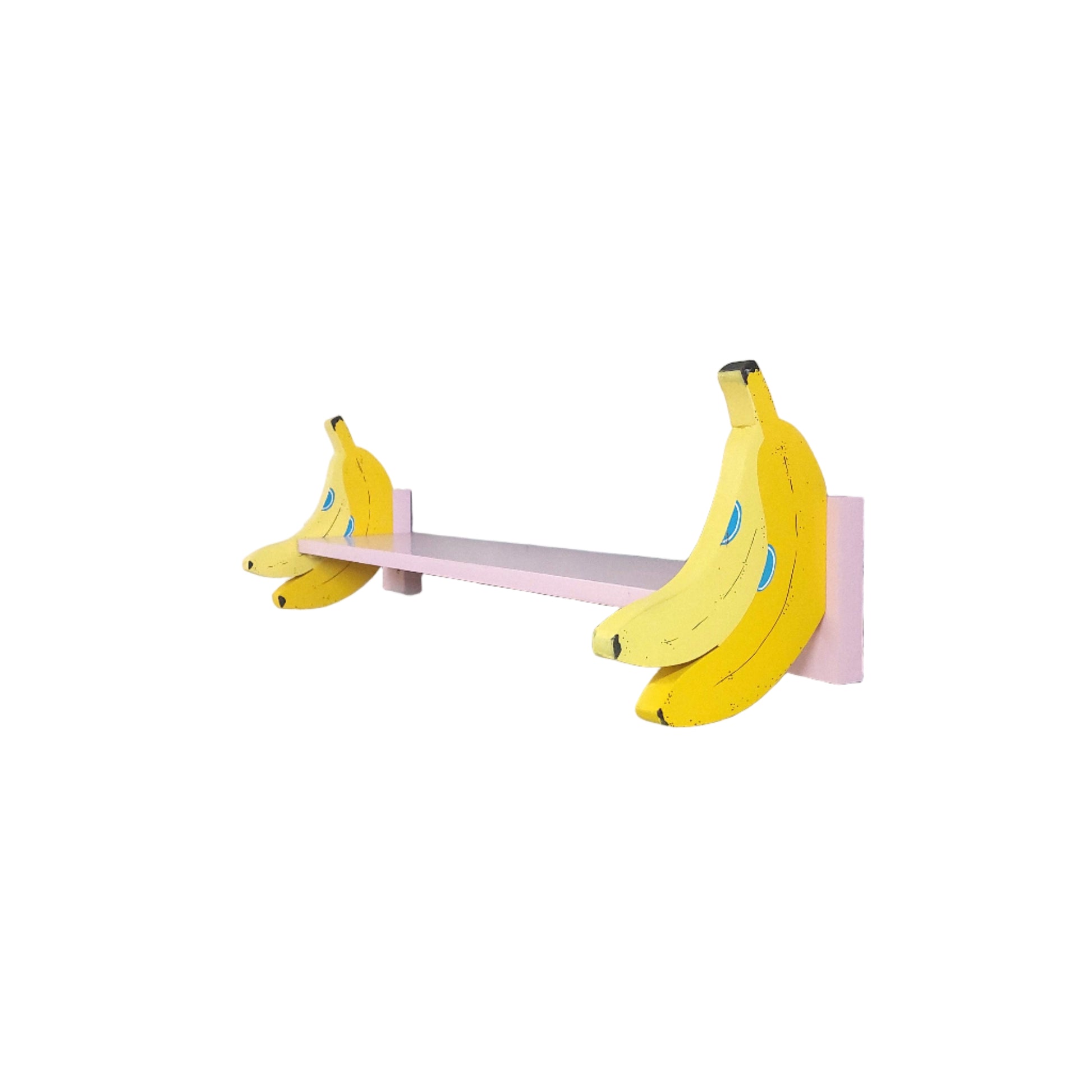 Shelf with banana shaped brackets